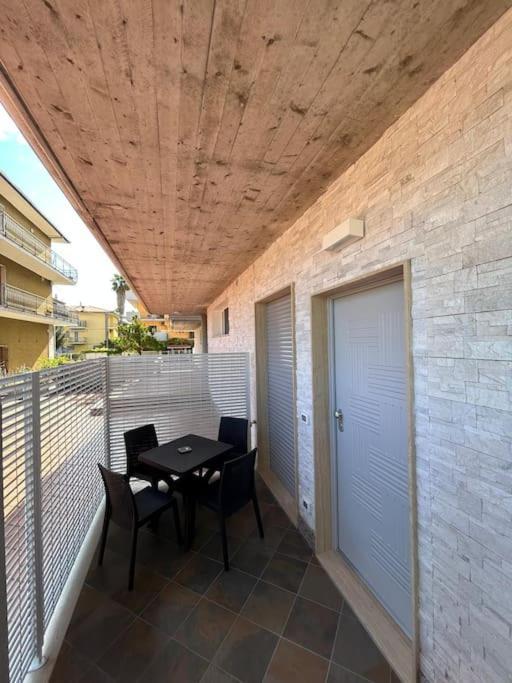 Casa Vacanze Lui San Benedetto del Tronto Bagian luar foto
